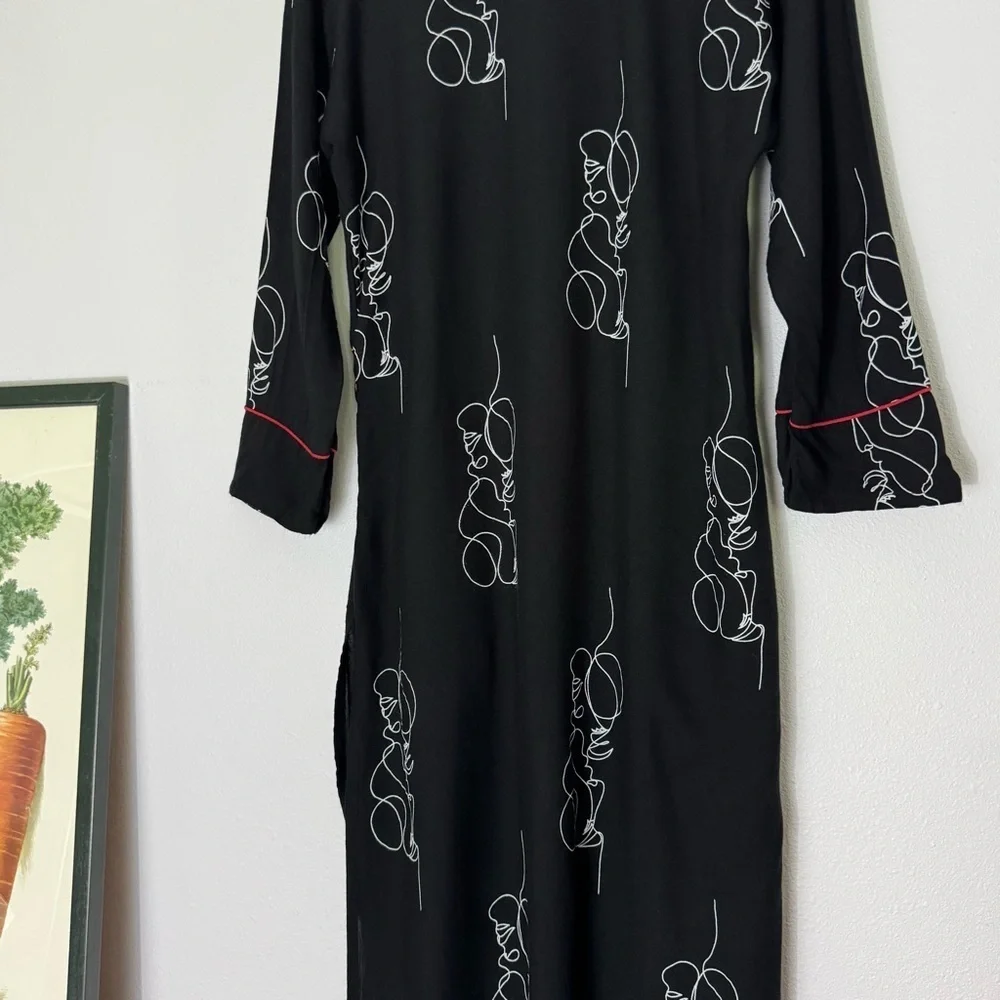 Unbranded black intertwined couple embroidered faces dress size Large - Picture 12 of 16